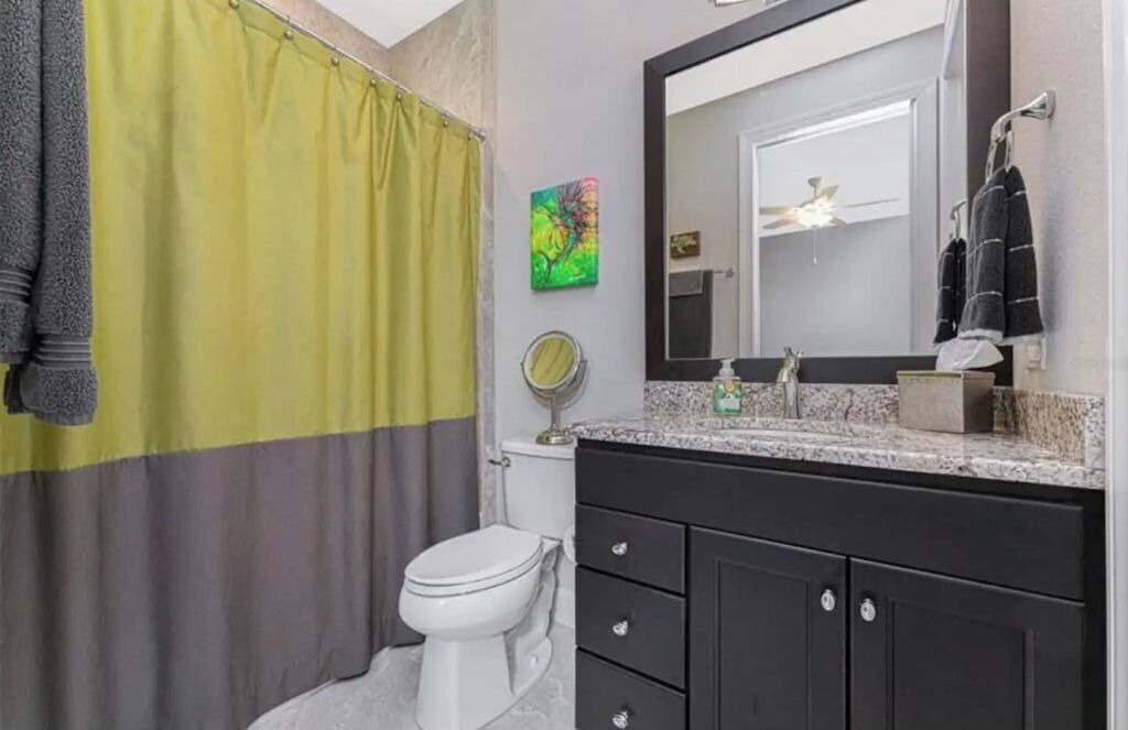 Photo of Bathroom in Burnt Store Isles