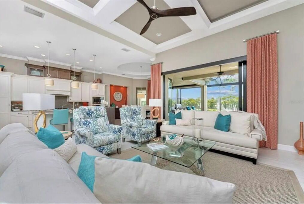 Photo of Livingroom in Burnt Store Isles