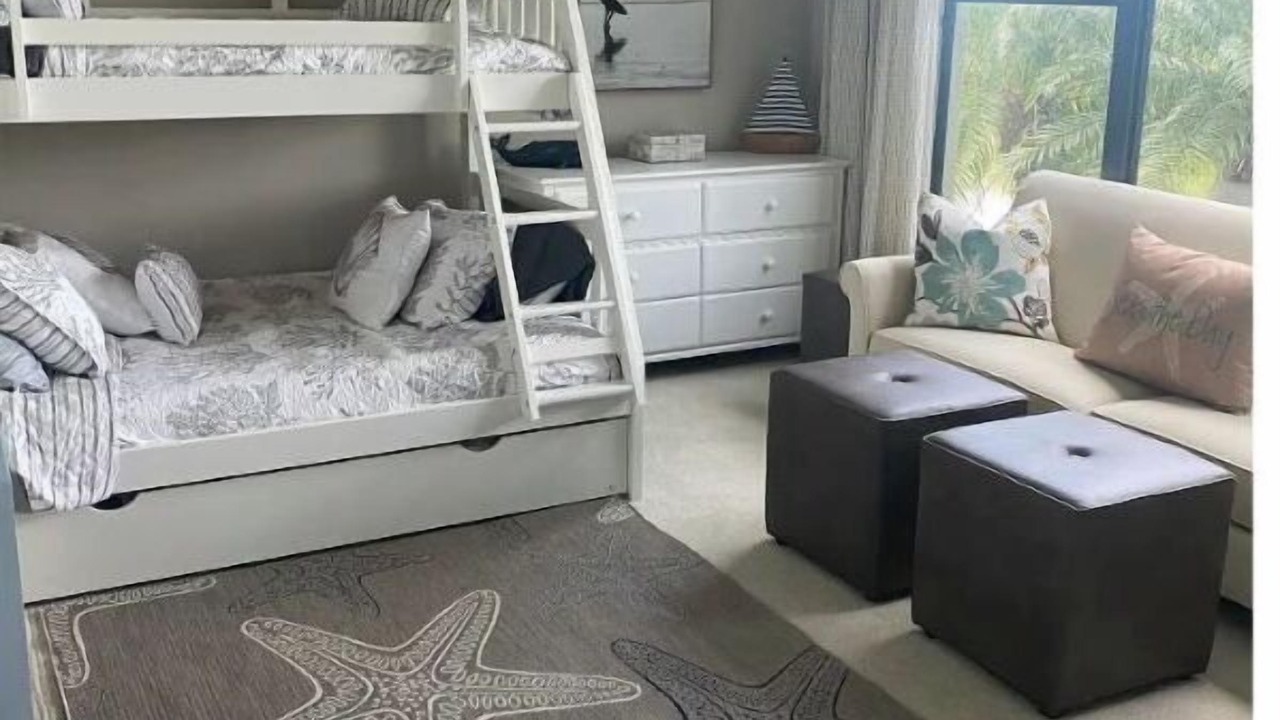 Photo of Bedroom in Burnt Store Isles
