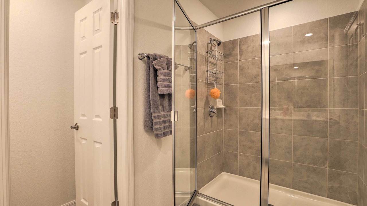 Photo of Bathroom in River Hall