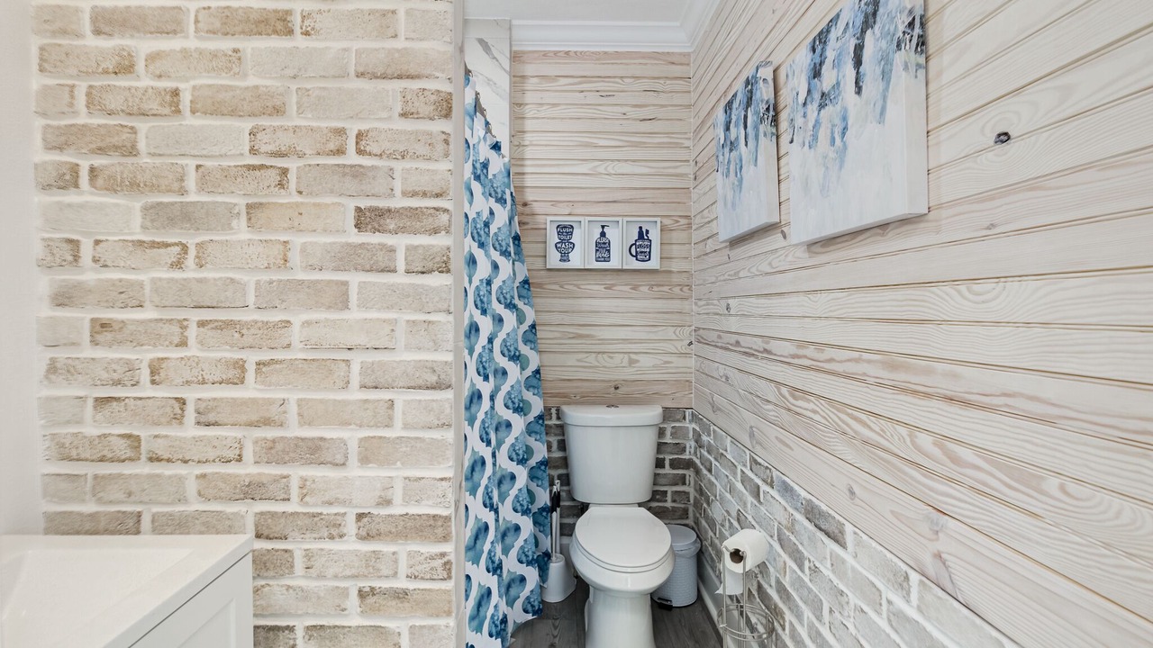 Photo of Bathroom in Lakeland