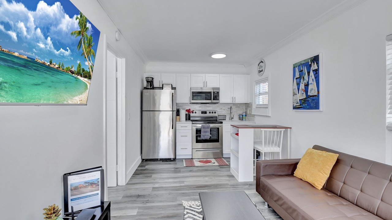 Photo of Livingroom in Pineapple Grove Arts District