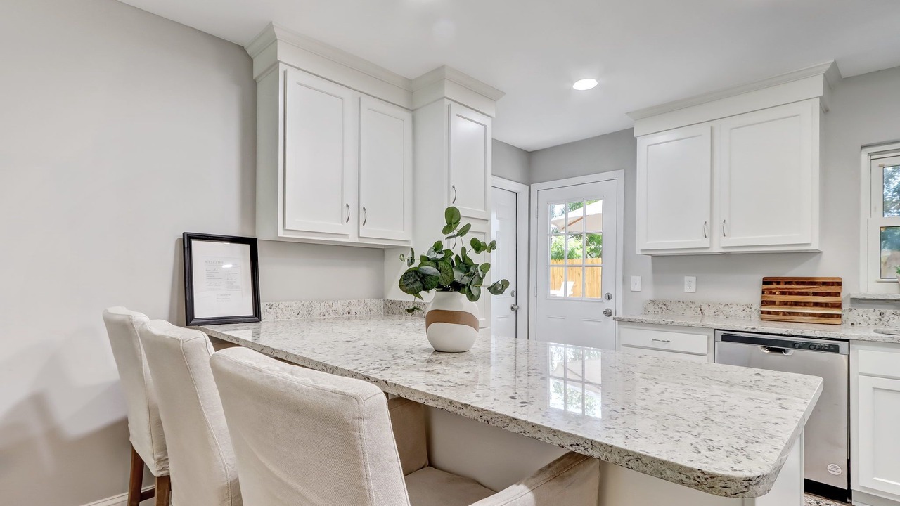Photo of Kitchen in Dolphin's Cove