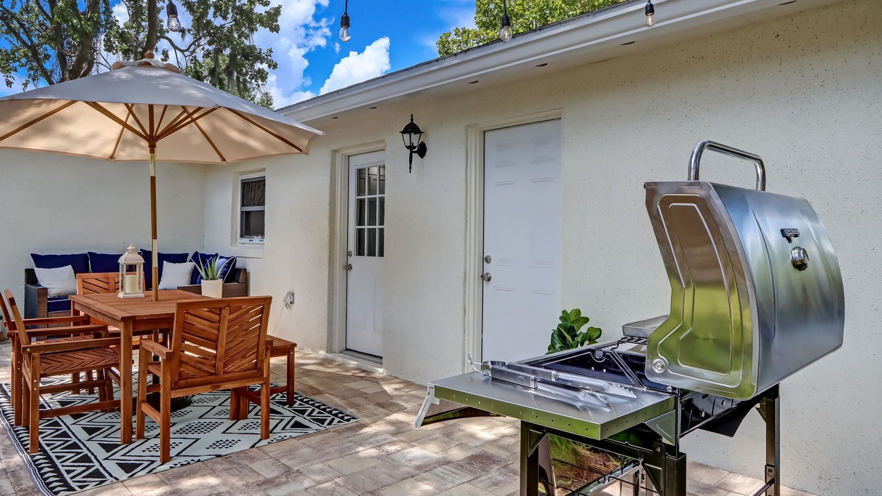 Photo of Outdoor in Dolphin's Cove
