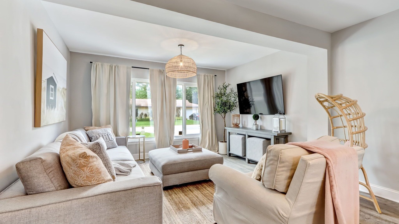 Photo of Livingroom in Dolphin's Cove