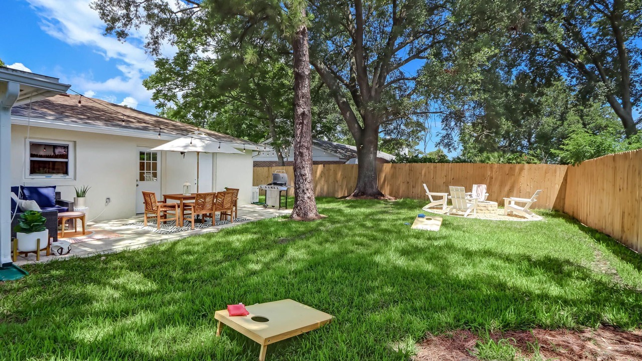 Photo of Outdoor in Dolphin's Cove