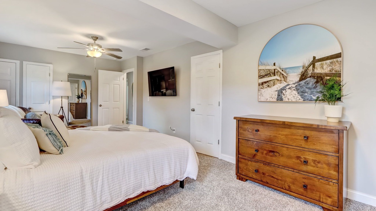 Photo of Bedroom in Dolphin's Cove