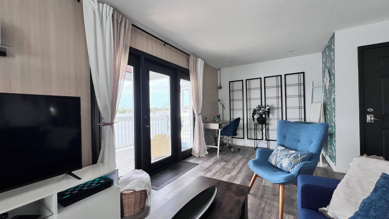 Photo of Livingroom in Coquina Key