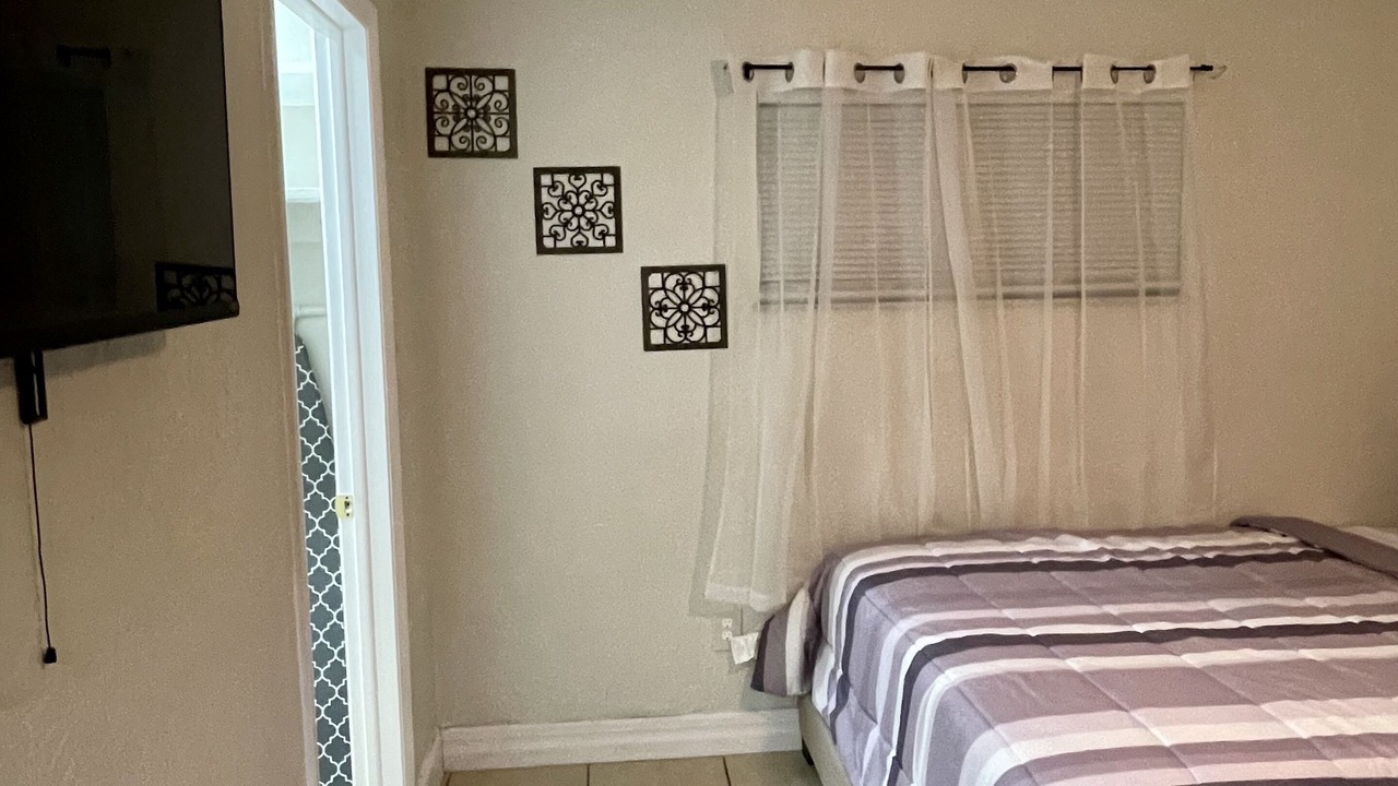 Photo of Bedroom in Oak Ridge