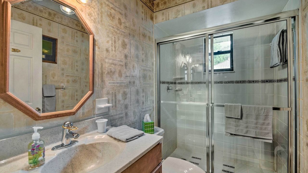 Photo of Bathroom in Inglis
