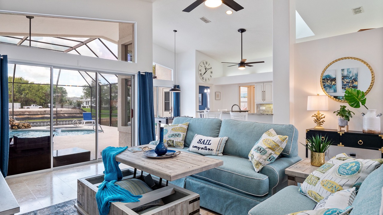 Photo of Livingroom in Palm Harbor