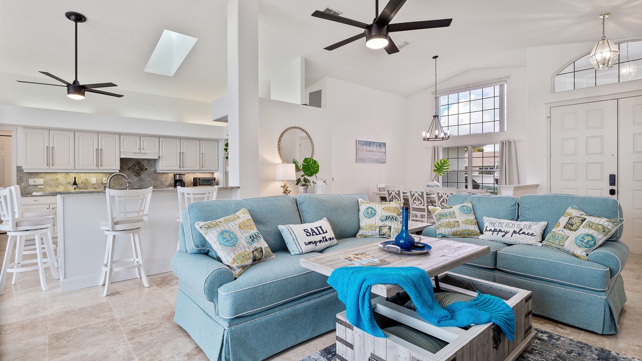 Photo of Livingroom in Palm Harbor