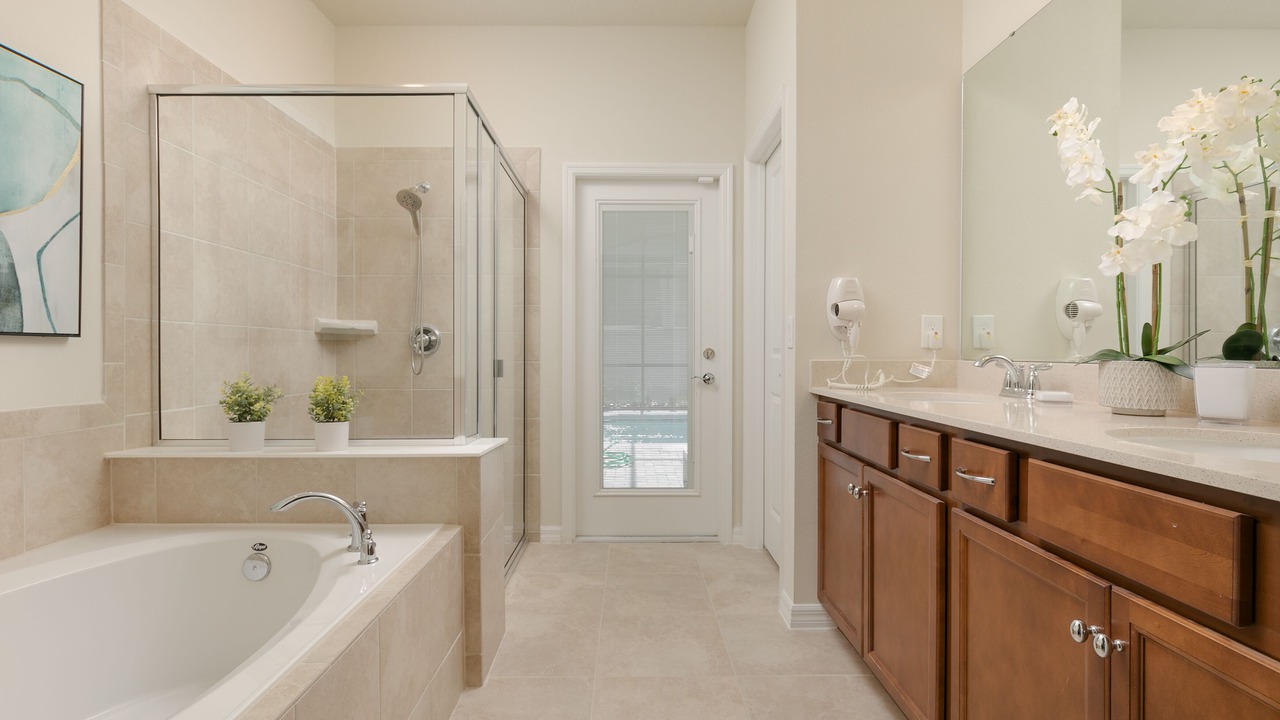Photo of Bathroom in Davenport