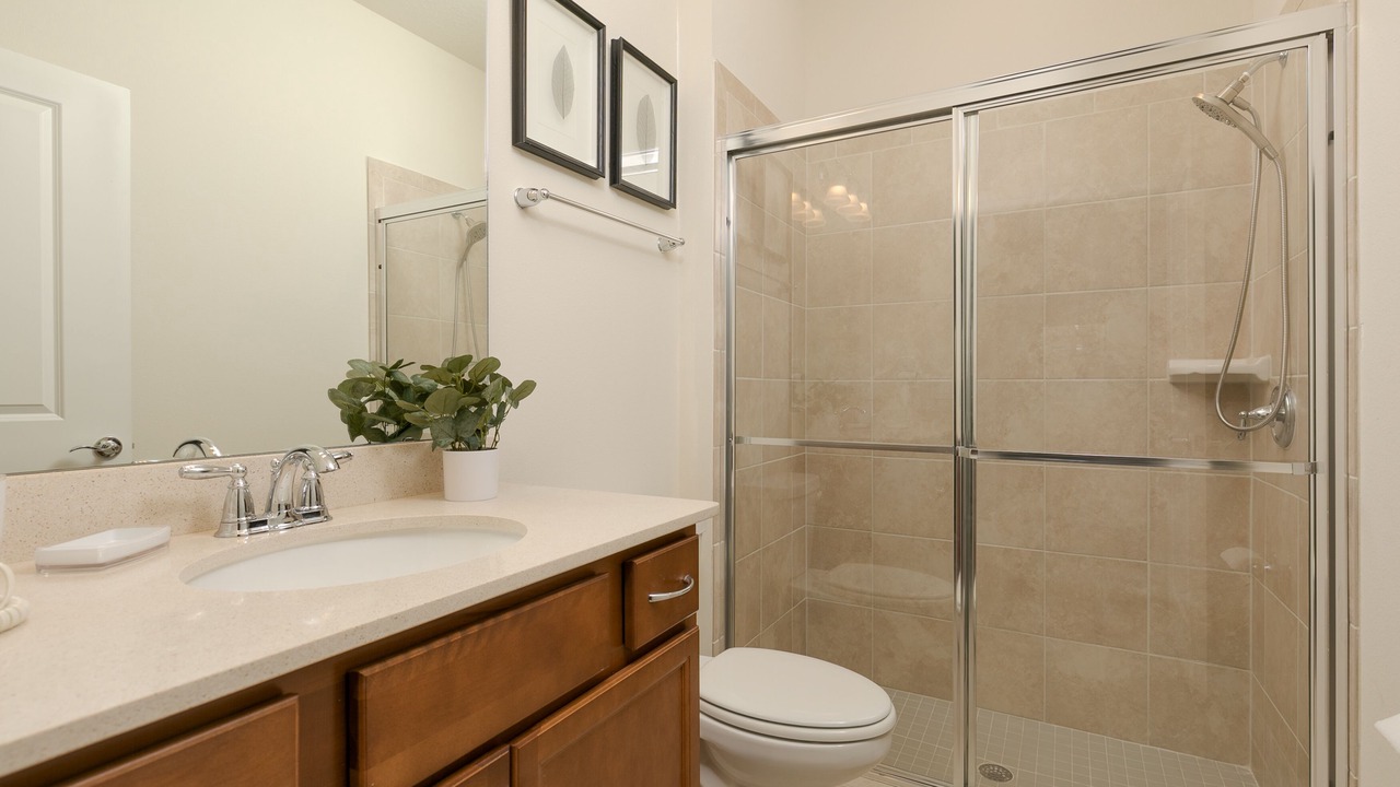 Photo of Bathroom in Davenport