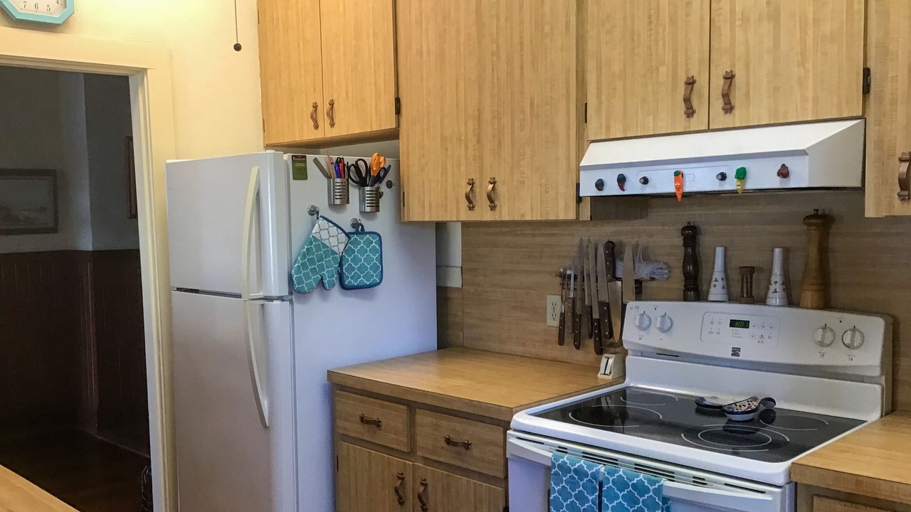 Photo of Kitchen in Crooked Lake