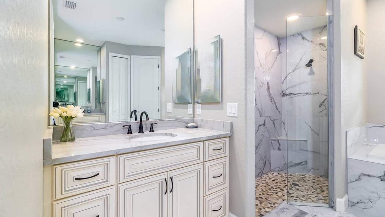 Photo of Bathroom in Port Charlotte
