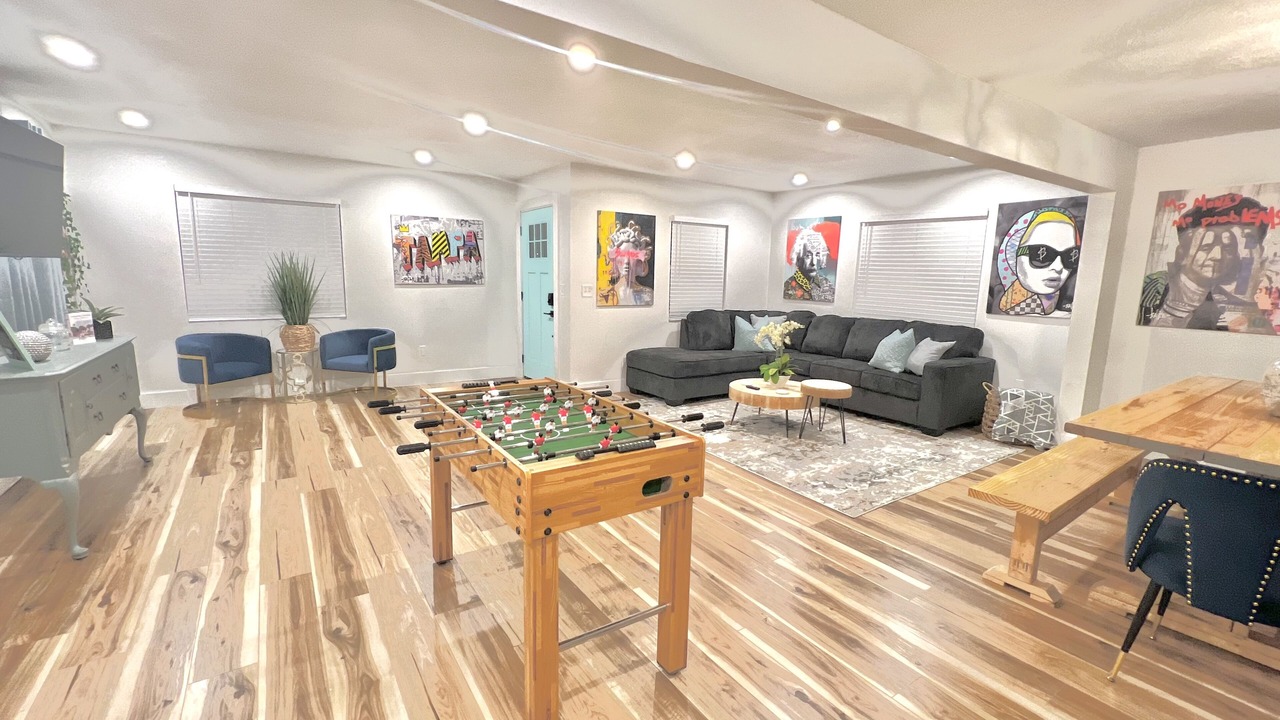 Photo of Bedroom in Bearss Plaza