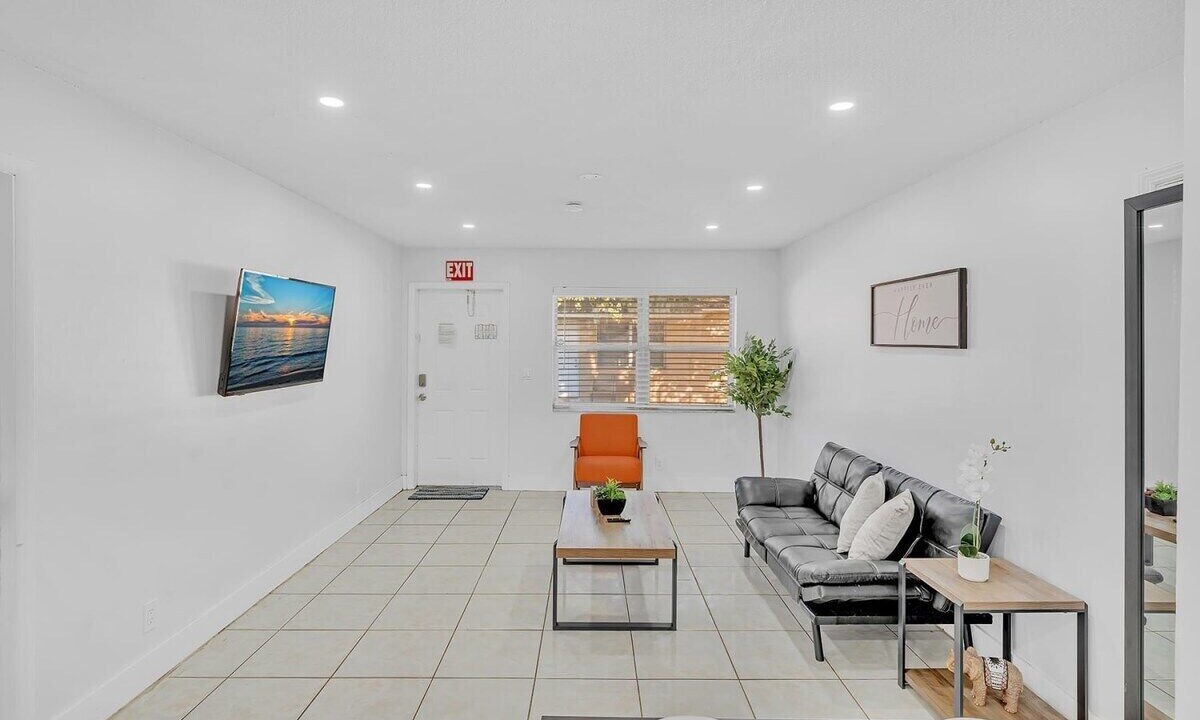 Photo of Livingroom in Royal Poinciana