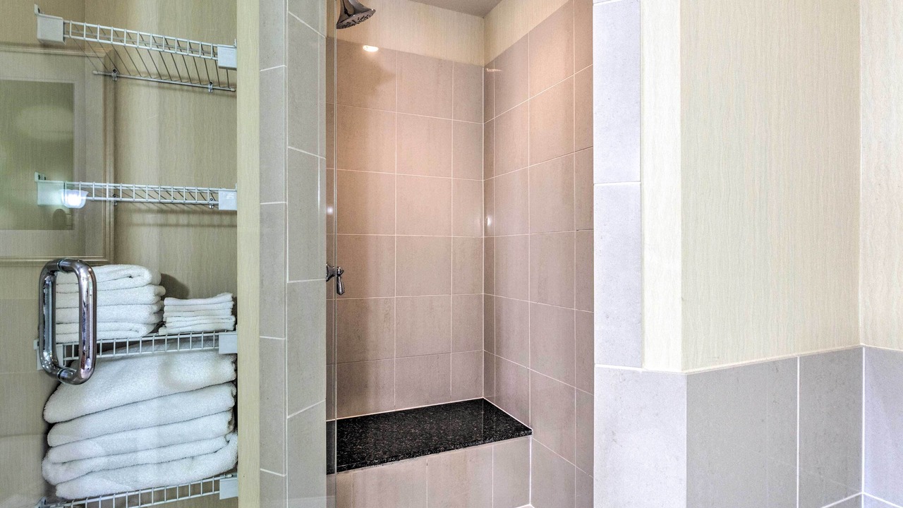 Photo of Bathroom in Davenport