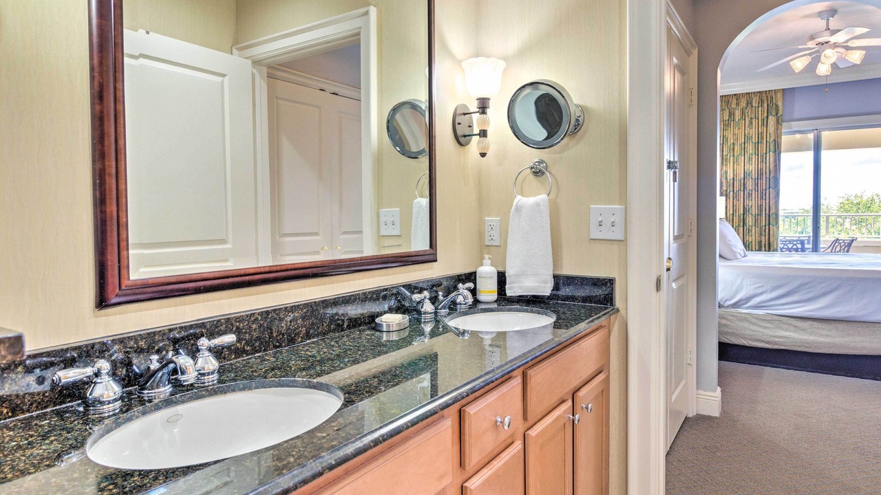 Photo of Bathroom in Davenport
