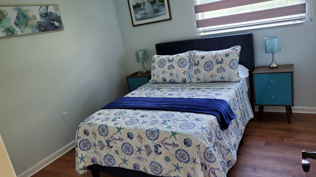 Photo of Bedroom in Cypress Lake