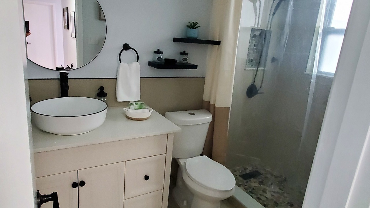 Photo of Bathroom in Cypress Lake
