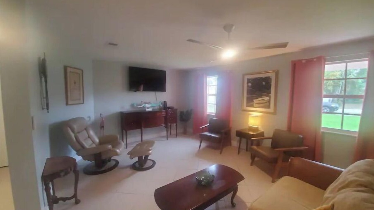 Photo of Livingroom in Holly Hill