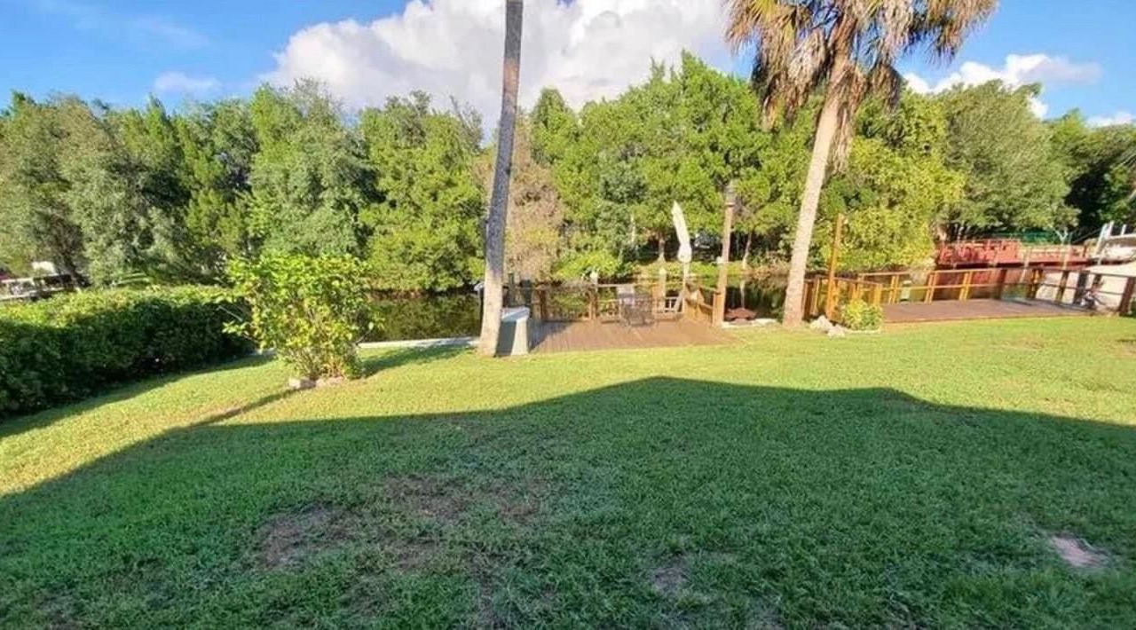 Photo of Outdoor in Riverhaven Village