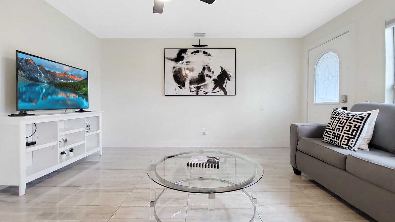 Photo of Livingroom in Bay Crest Park