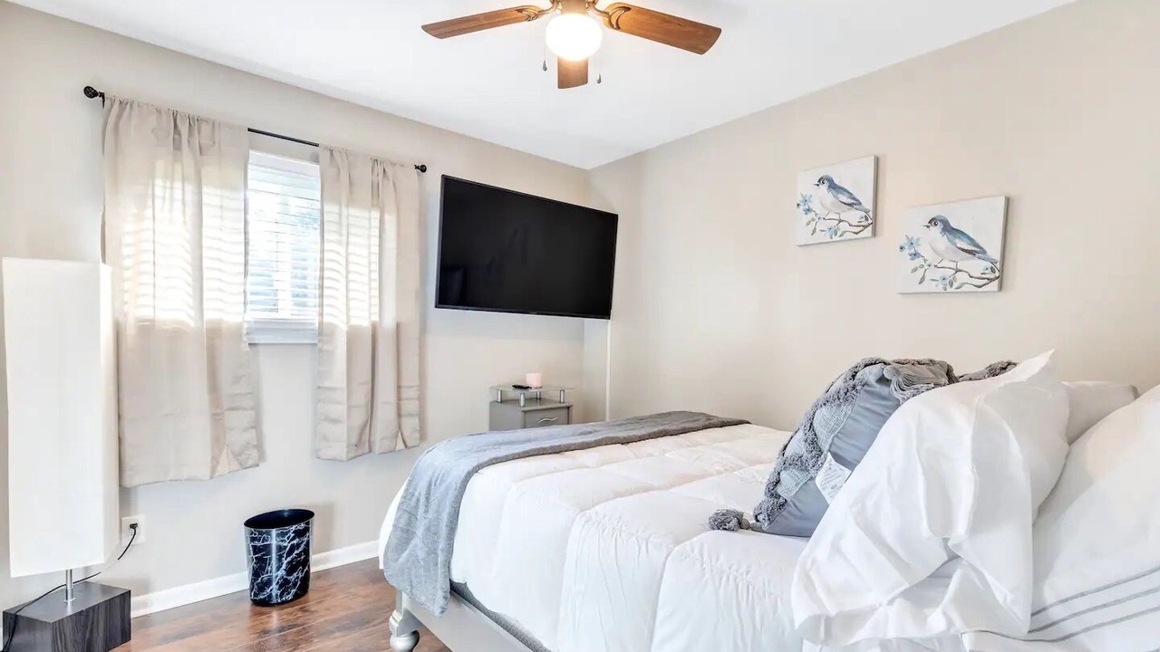 Photo of Bedroom in Savannah