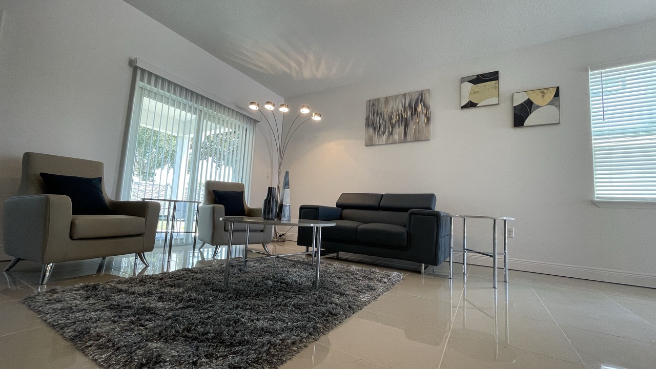 Photo of Livingroom in Haines City