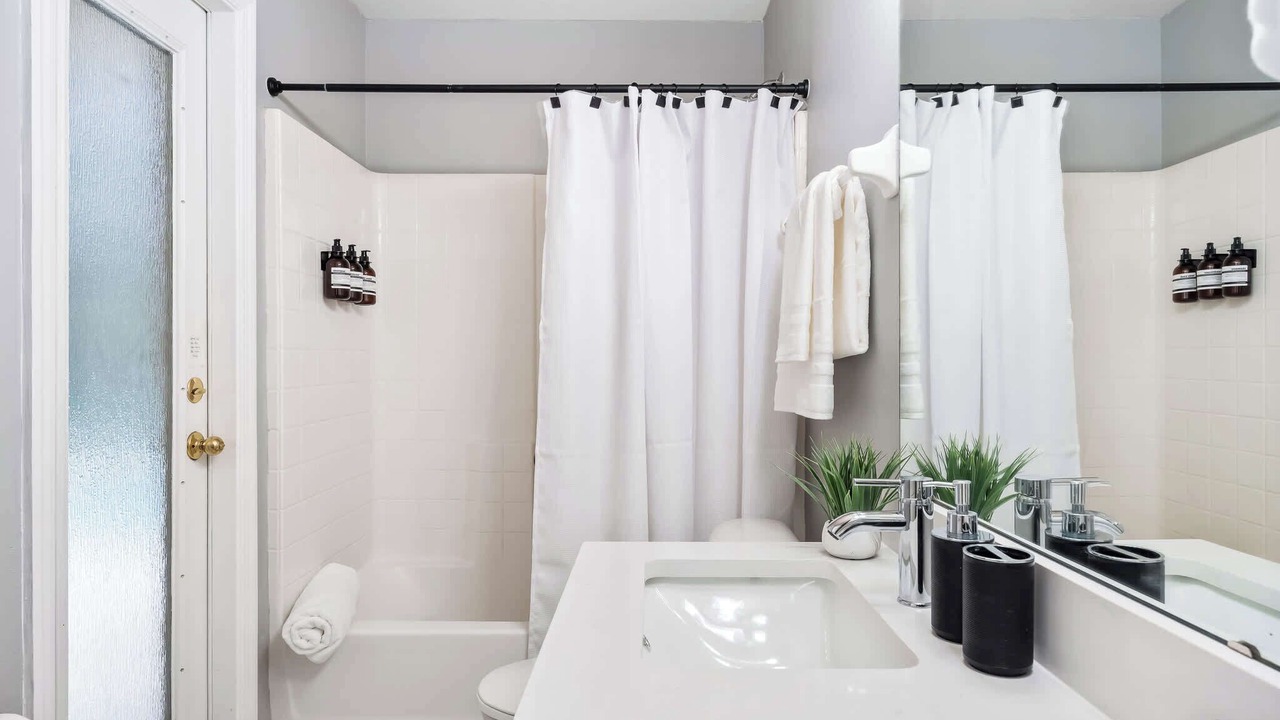 Photo of Bathroom in Sandy Ridge