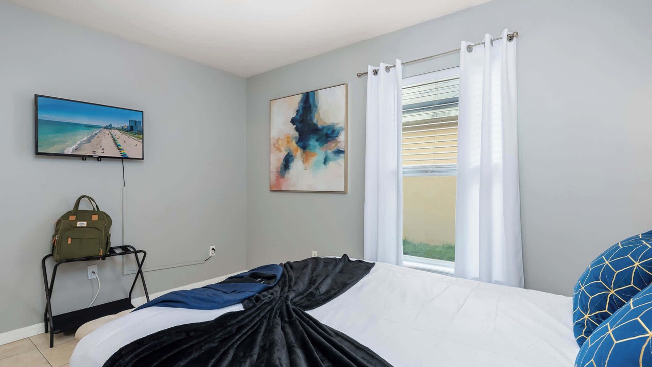 Photo of Bedroom in Sandy Ridge