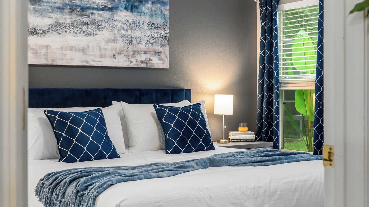Photo of Bedroom in Sandy Ridge