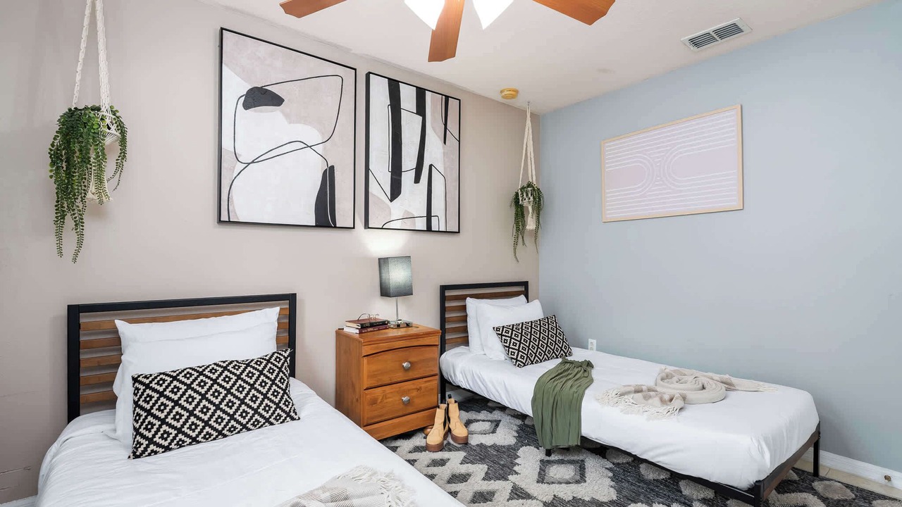 Photo of Bedroom in Sandy Ridge