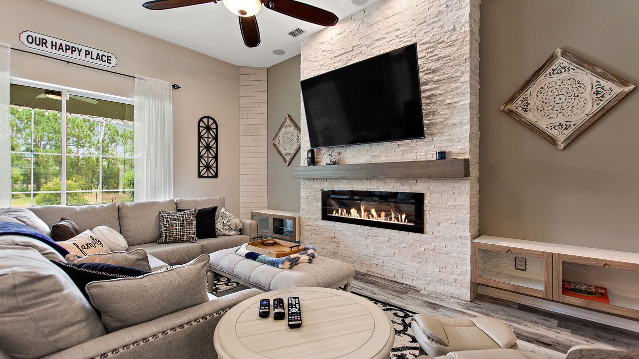Photo of Livingroom in Watersong