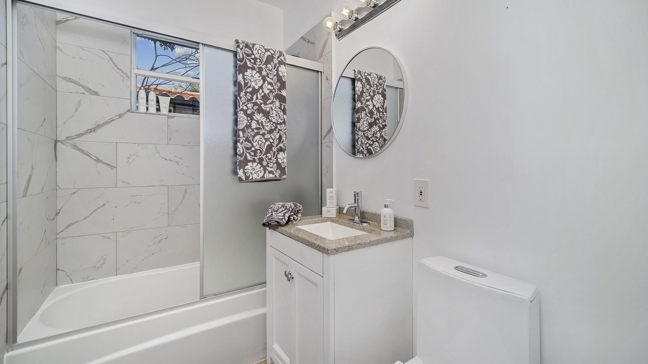 Photo of Bathroom in North Bay Village