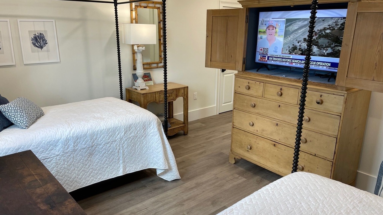 Photo of Bedroom in Lake Sarasota