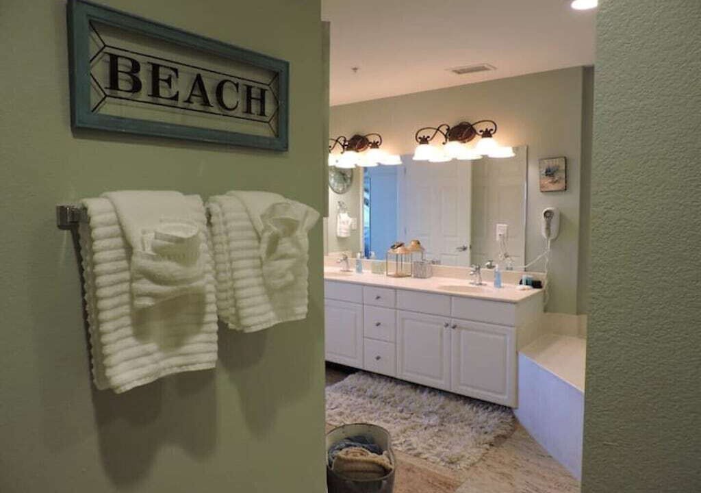 Photo of Bathroom in El Centro Beach
