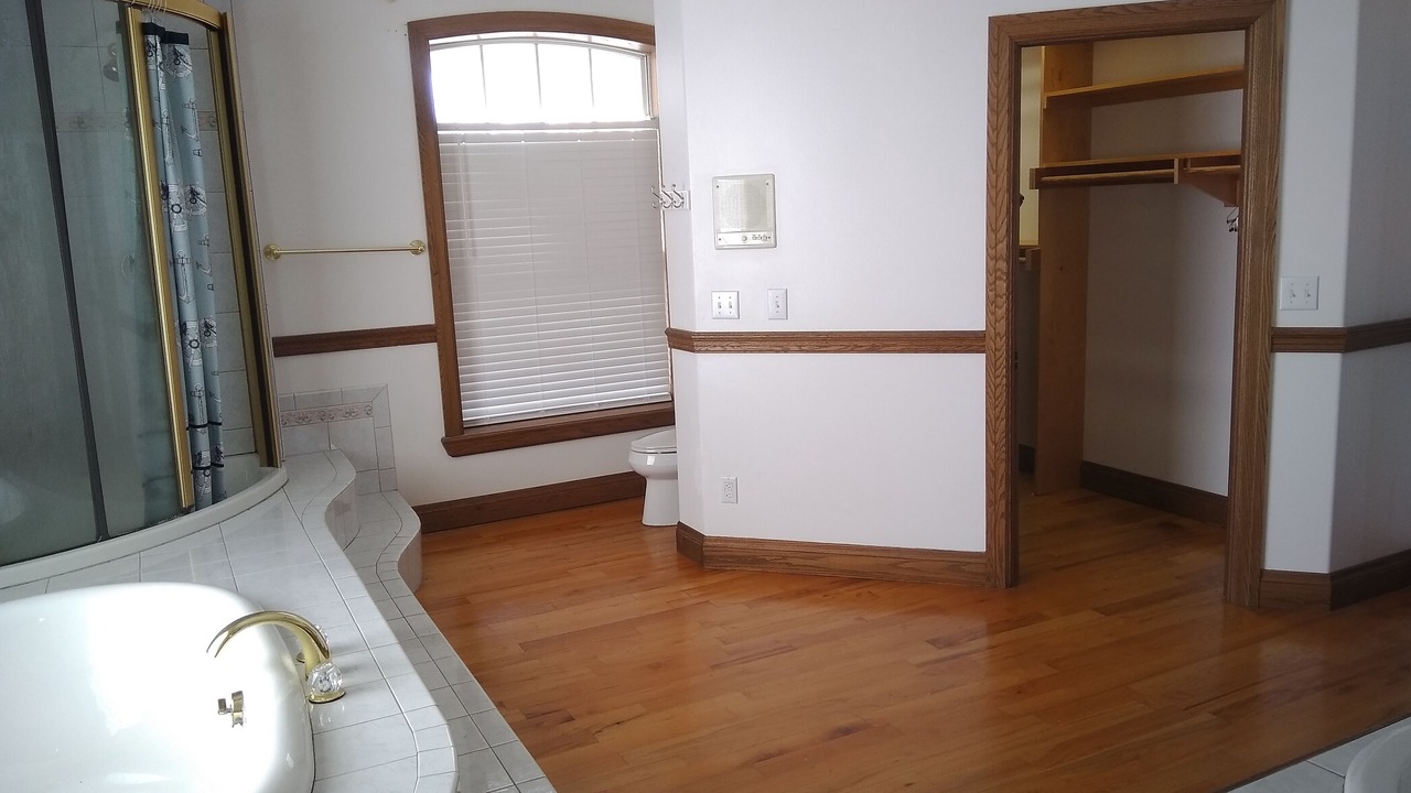 Photo of Bathroom in Tropic
