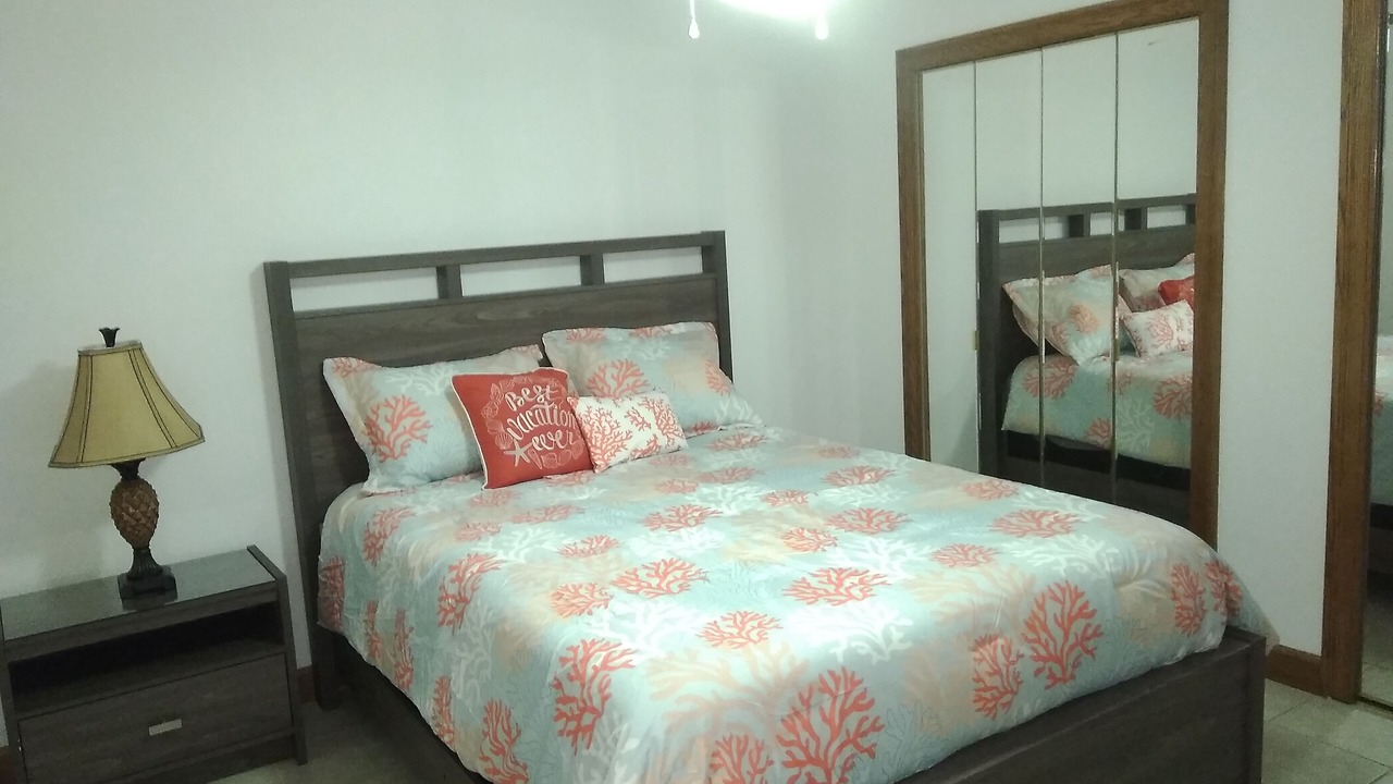 Photo of Bedroom in Tropic