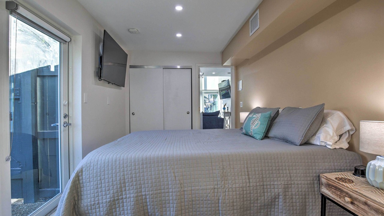 Photo of Bedroom in Beverly Heights