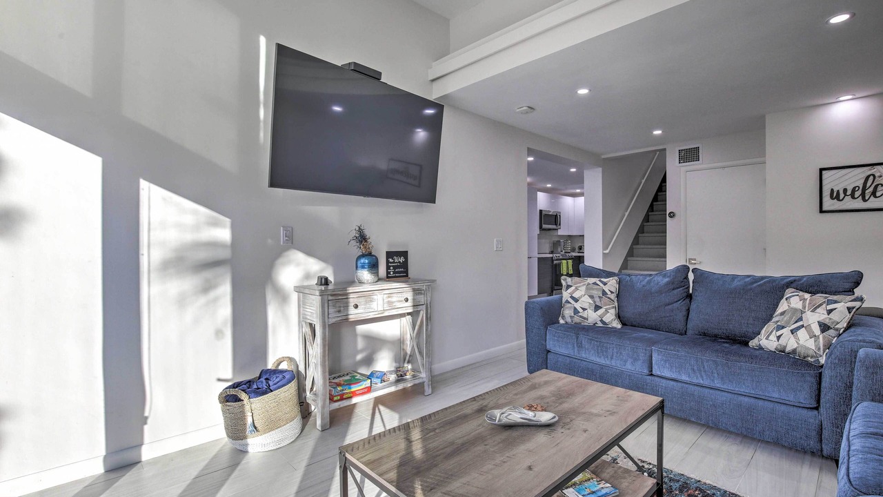 Photo of Livingroom in Beverly Heights