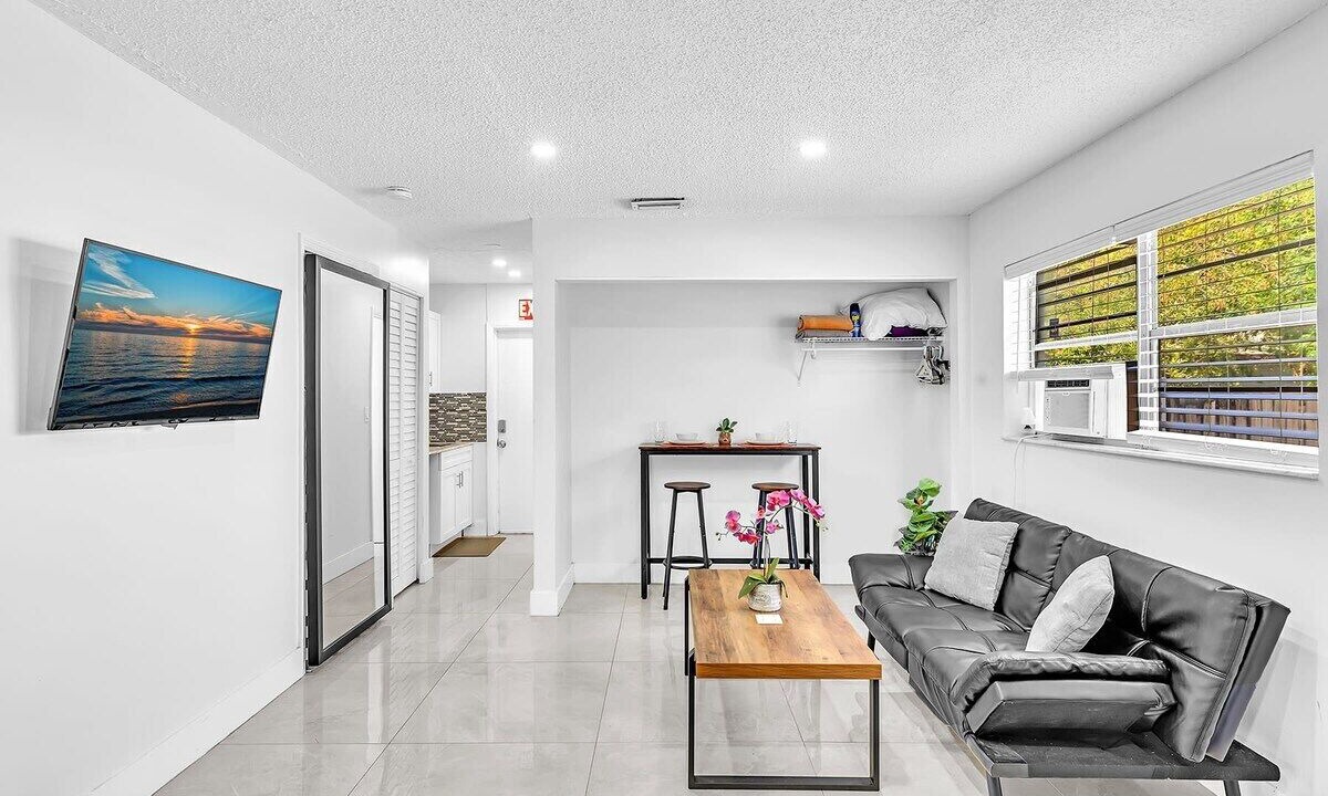 Photo of Livingroom in Royal Poinciana