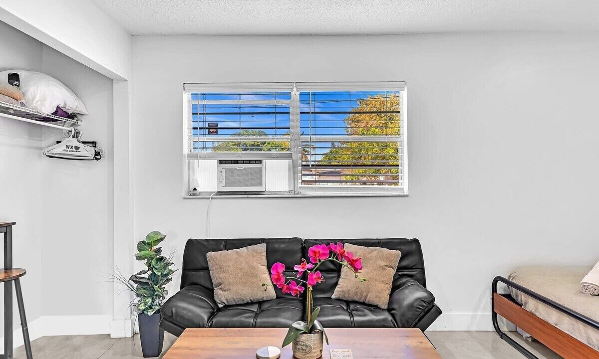 Photo of Livingroom in Royal Poinciana