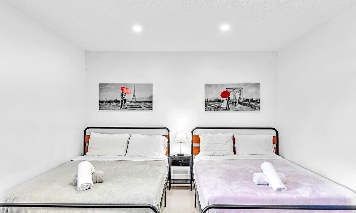 Photo of Bedroom in Royal Poinciana