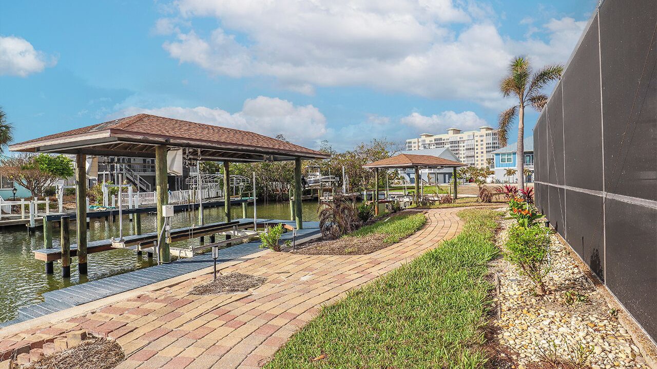 Photo of Outdoor in Laguna Shores