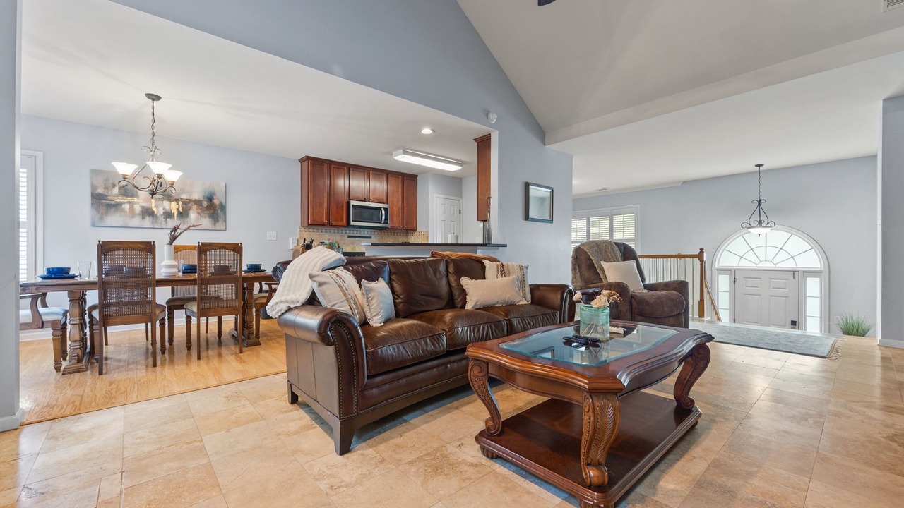 Photo of Livingroom in Buford