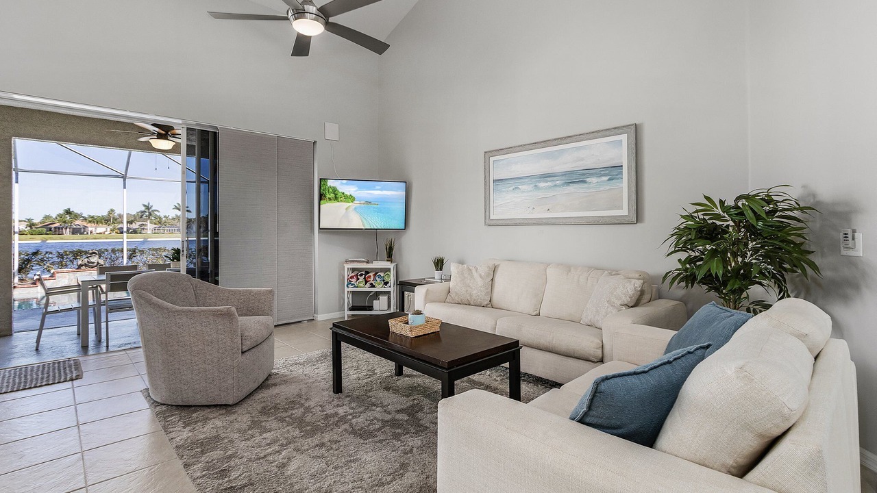 Photo of Livingroom in Beachwalk Isles