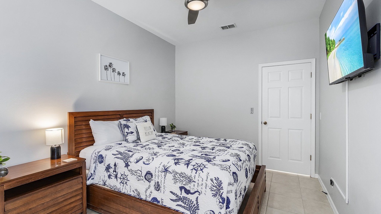 Photo of Bedroom in Beachwalk Isles